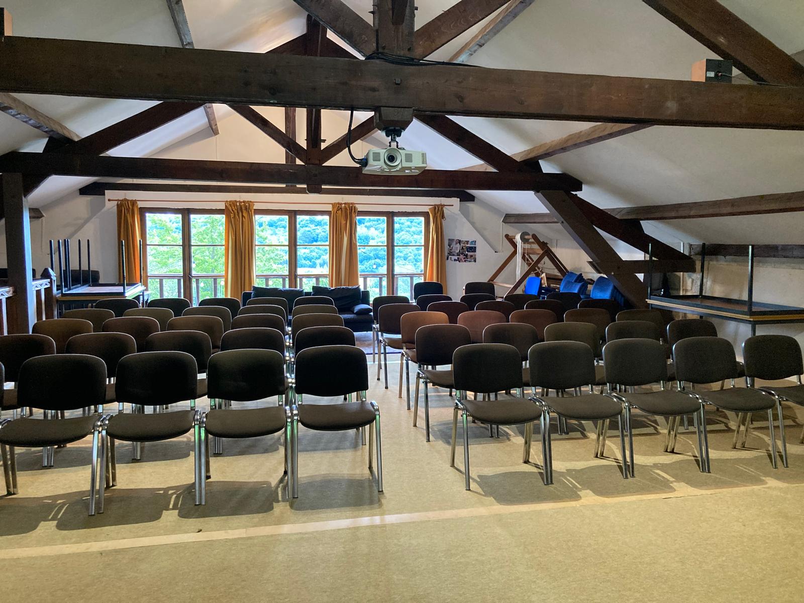 Session de formation en extérieur sur le domaine de L'Hermitage